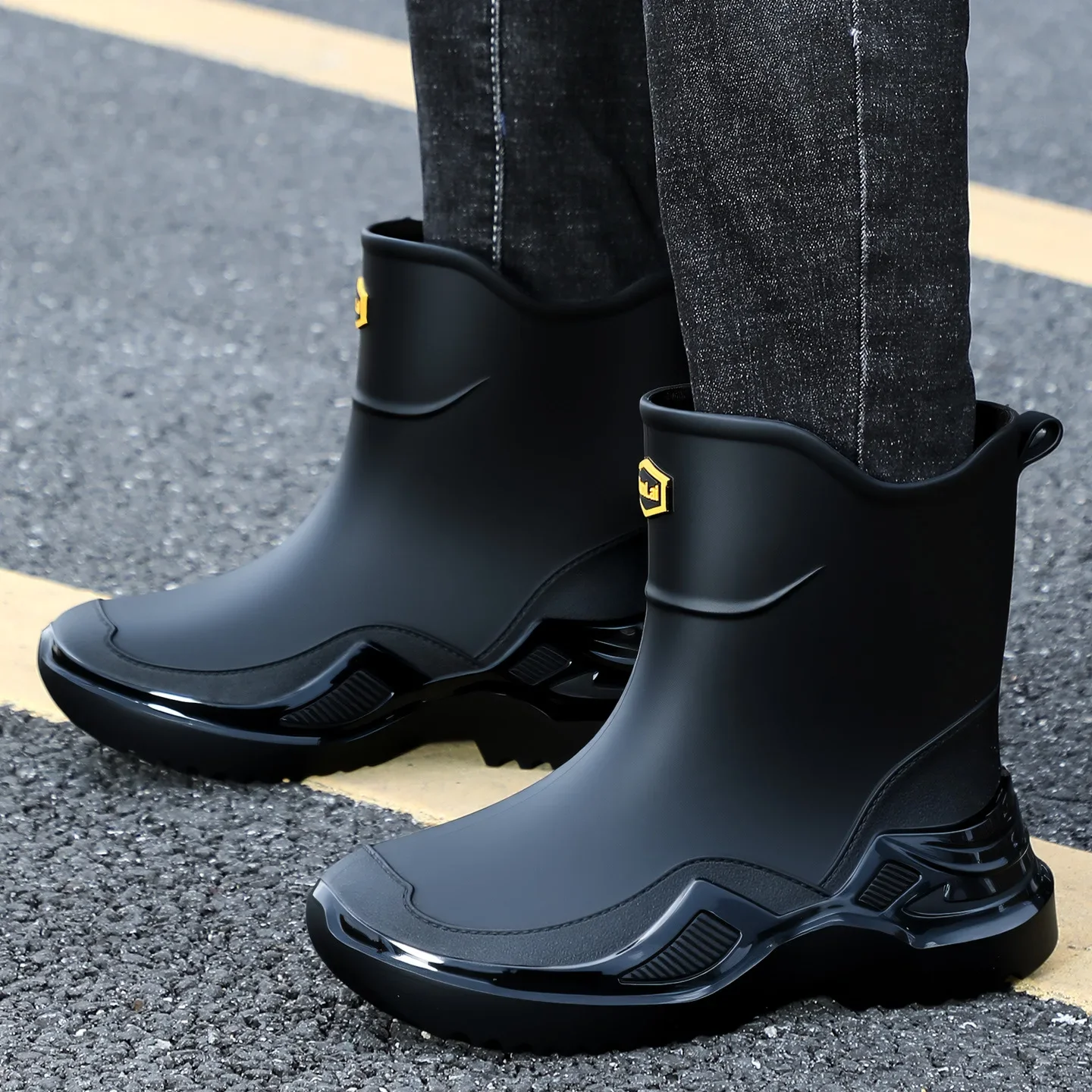 

Men's Mid-Calf Anti-Slip Rain Boots Korean Style Thickened Wide Sporty EVA Material Black and Multicolored Water Shoes Zapatos