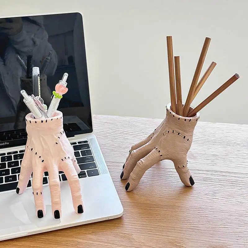 Simulated broken hand funny pen holder ornament, office desktop multi-functional storage box