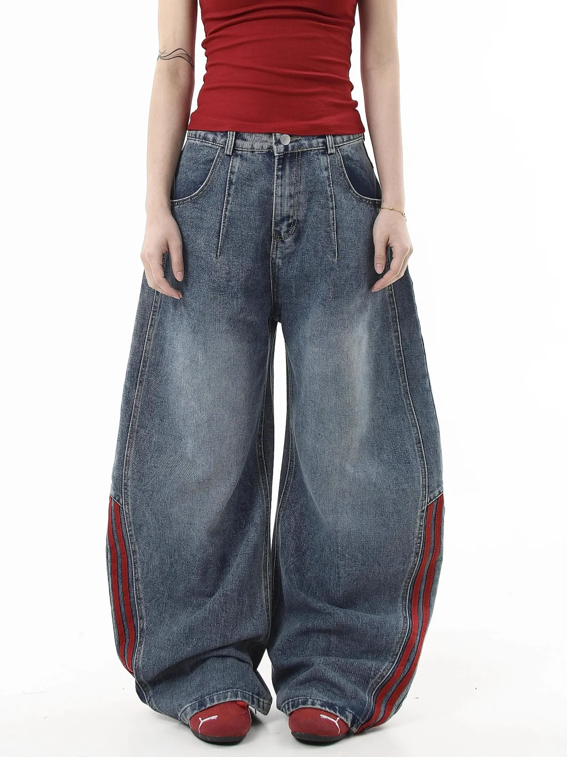 

Women's Washed Blue Spliced Red Striped Jeans American Retro Street Y2k 2000s Loose Jeans Clothing Wide Leg Korean Casual Jeans