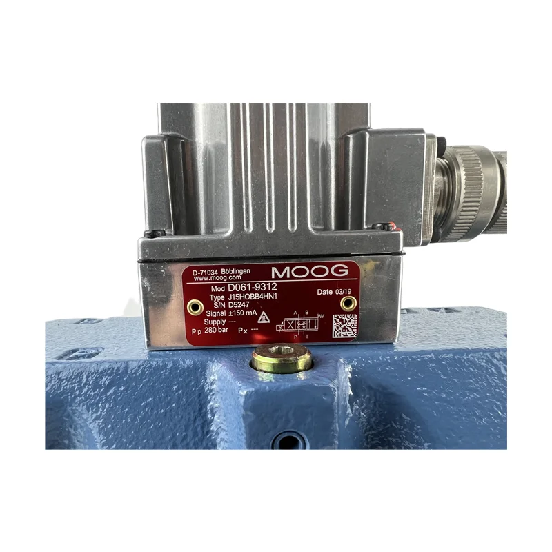 D664-4702 D664 D662 D661 D634 D635 D633 Proportional Electro-hydraulic servo valve D664-4702 L05HXBW6NET2-G Proportional valve