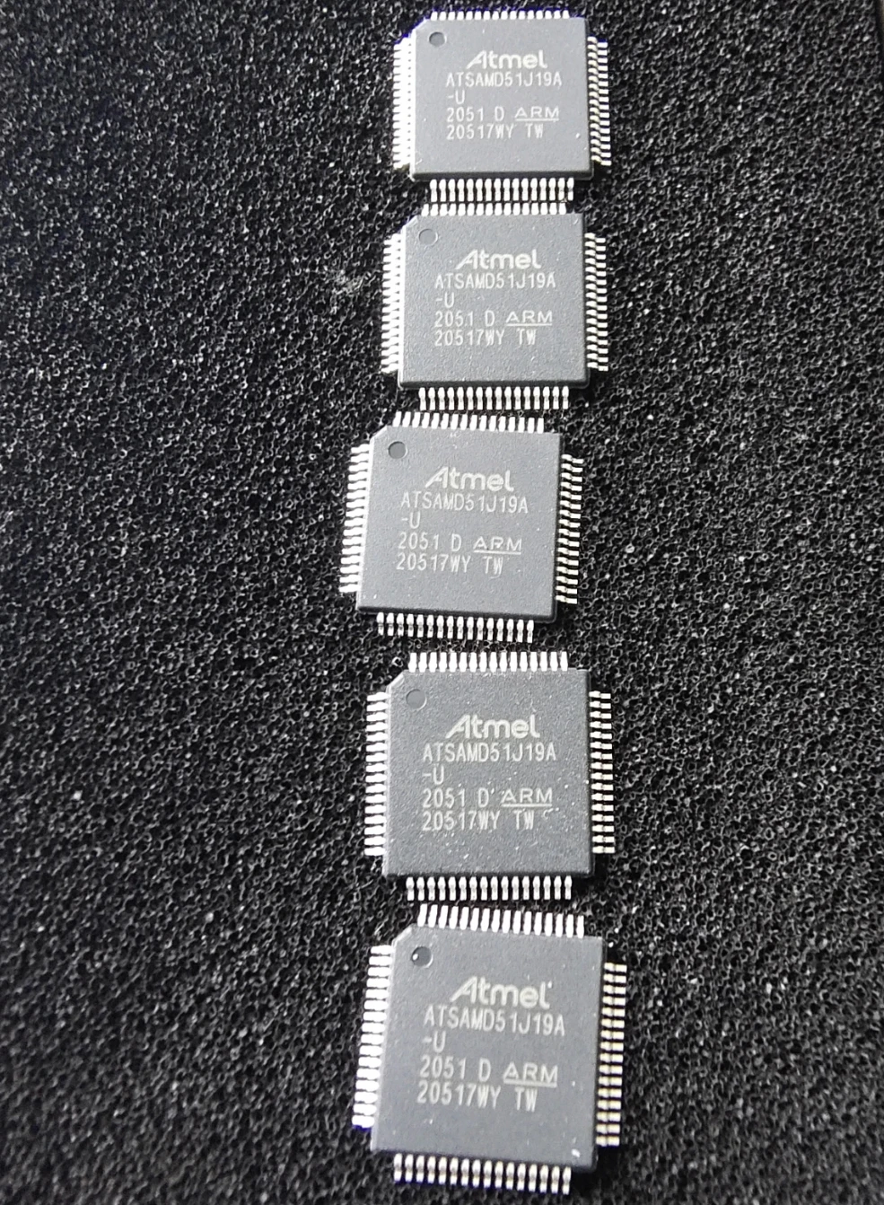 Original ATSAMD51J19A-AU [IC MCU 32BIT 512KB FLASH 64TQFP] /1pcs