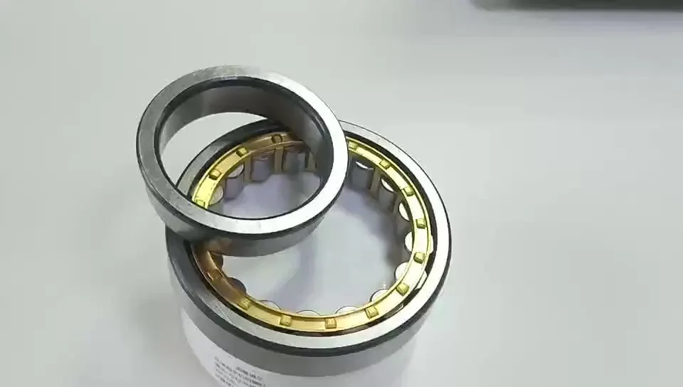 For Automobiles/ Rolling Mill Bearings NJ1052 ECM/C3 Cylindrical Roller Bearing NJ1052 ECM/C3 260*400*65mm