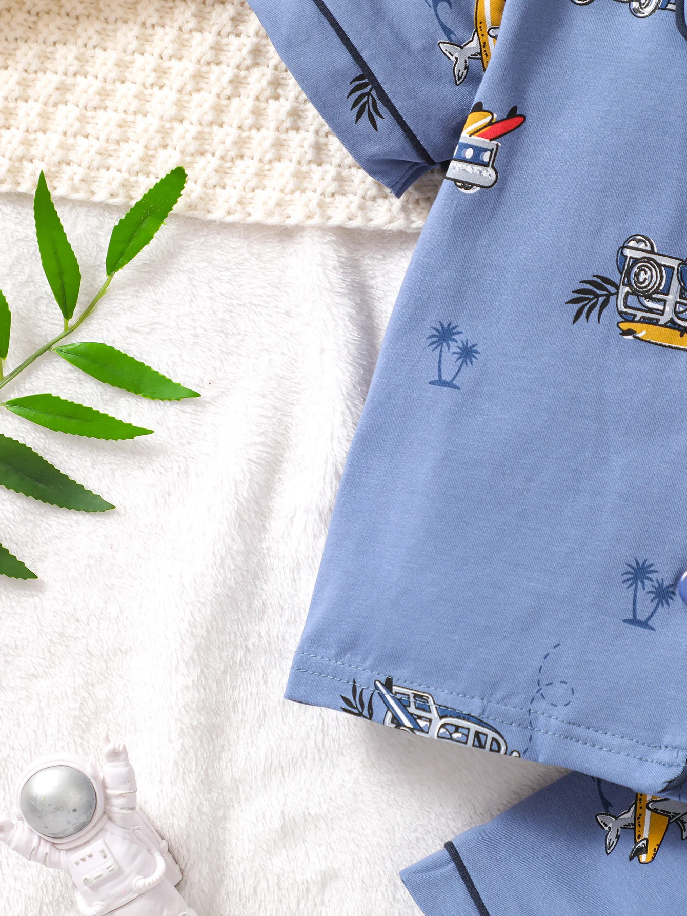 2pcs Boys Comfortable Cotton Pajamas Outfit Cartoon Graphic Button Short Sleeve Top & Elastic Waist Boys Shorts Sleep