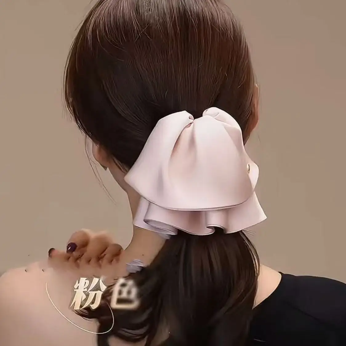 

Solid color heavy industry skirt grab clip, low hair volume, ponytail hairpin, semi-tied hair, high ponytail.