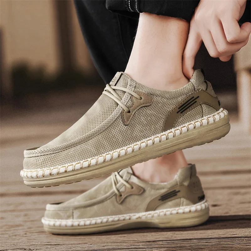 New Men Plus Size Casual Denim Canvas Shoes Flat Vulcanize Shoes Fashion British Designer Breathable Light Men Sneakers Loafers