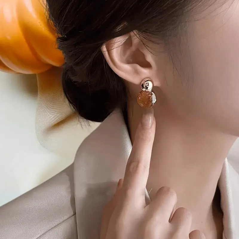

Fashionable Women's Vintage Brown Tiger Eye Stone Earrings in Maillard Color
