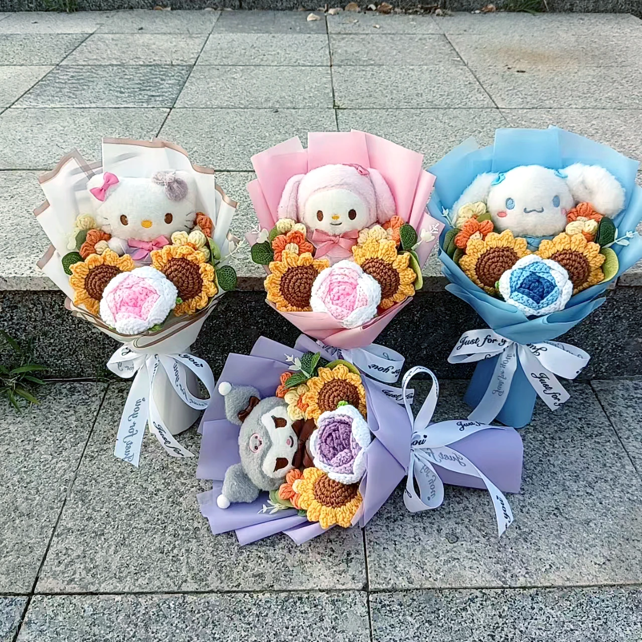 

Kuromi Hello Kitty My Melody With Crochet Sunflower Rose Bouquet Cinnamoroll Animation Valentine's Day Birthday Gifts
