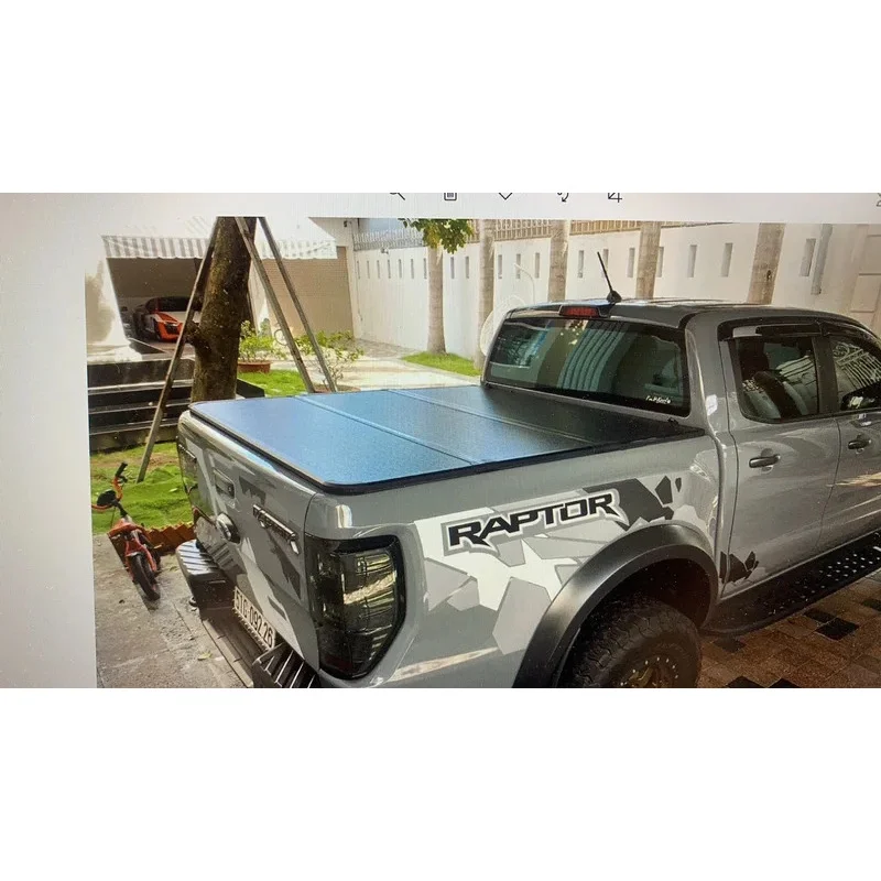 

Universal Pick-up Truck Tri-fold TRITON 2015+ Folding Cover