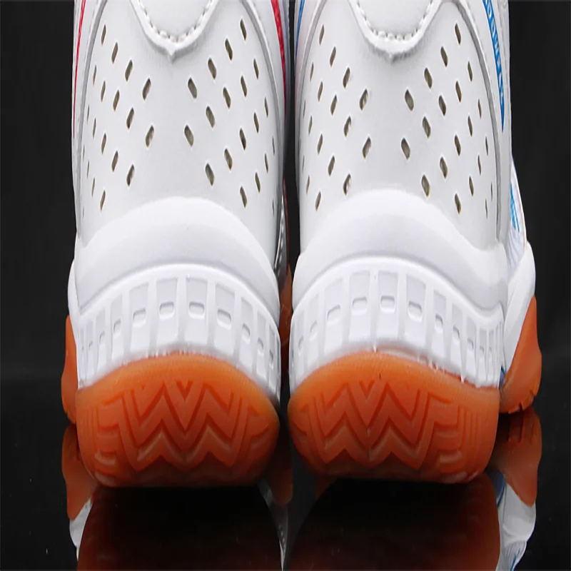 

2025 hot sale tennis non-slip training shoes men's high quality wear-resistant sports badminton shoes comfortable sports shoes