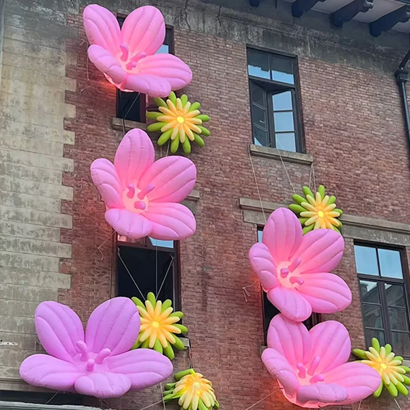 زهور قابلة للنفخ مع منفاخات، نماذج هوائية نباتية، دعامات تزيين عشب مربعة لمركز التسوق في الهواء الطلق