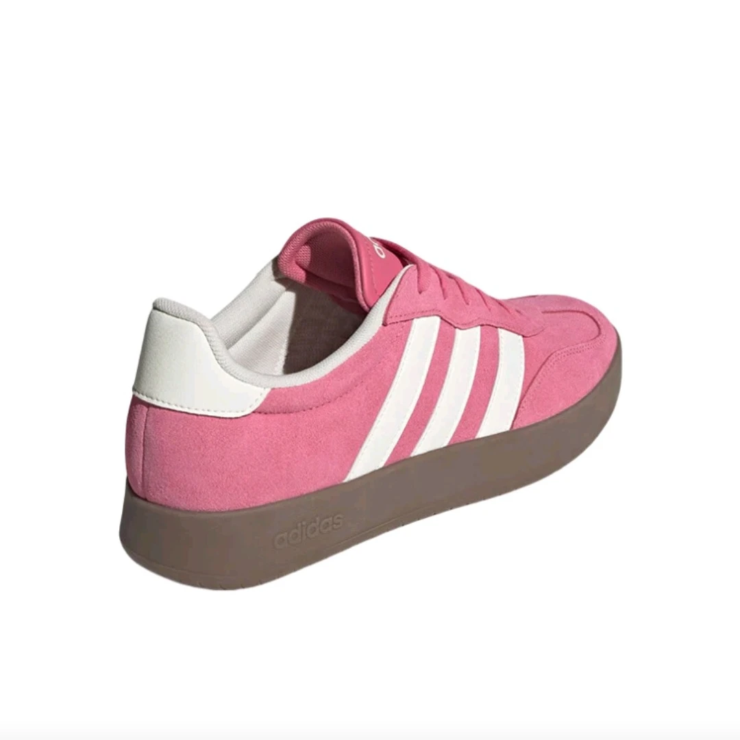 حذاء Adidas BARREDA للتزلج للرجال والنساء، عصري، أحدث أحذية رياضية صديقة للميزانية، وردي/أبيض