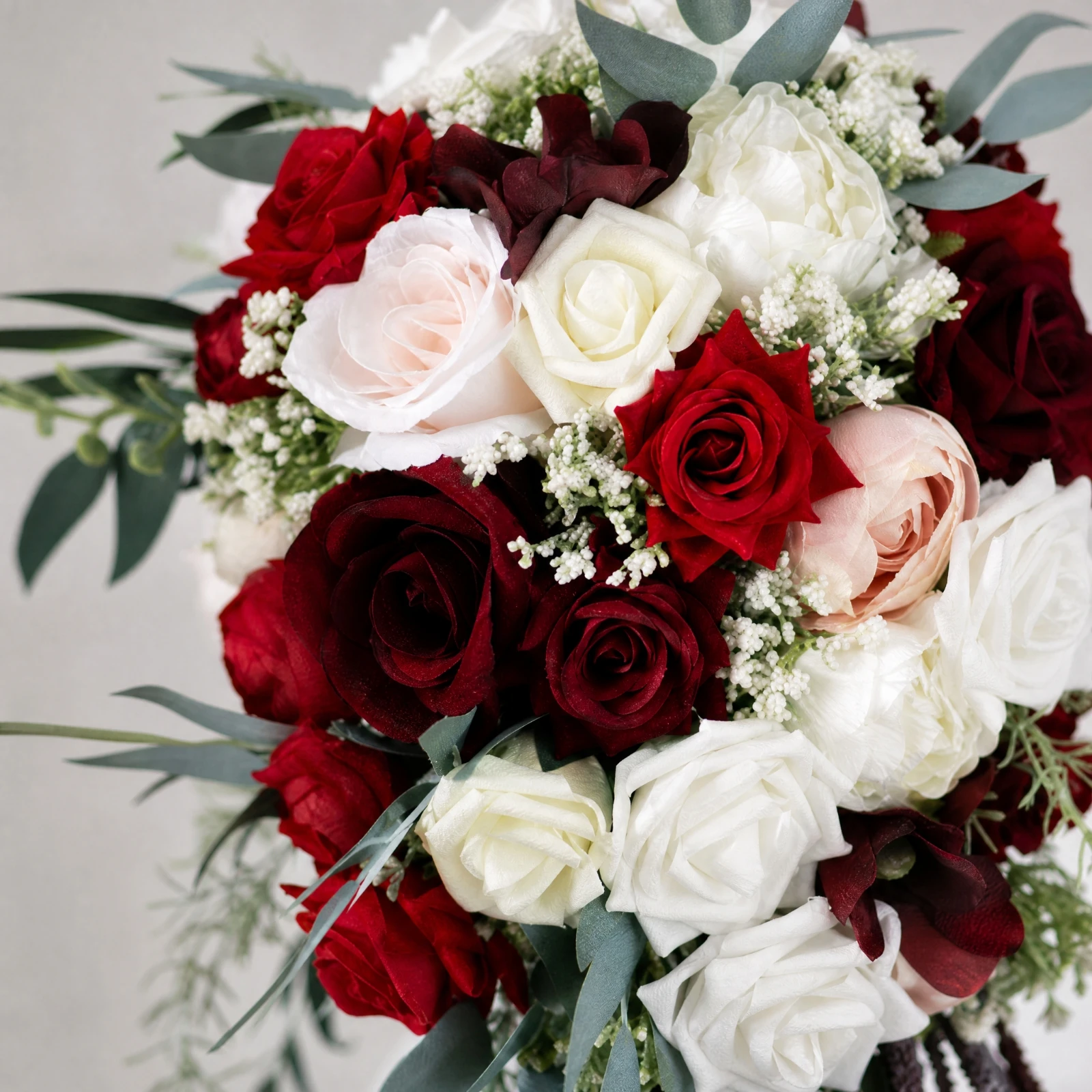 teardrop-bridal-bouquet-artificial-wedding-hand-bouquet-never-wilt-realistic-for-brides-formal-event-styling