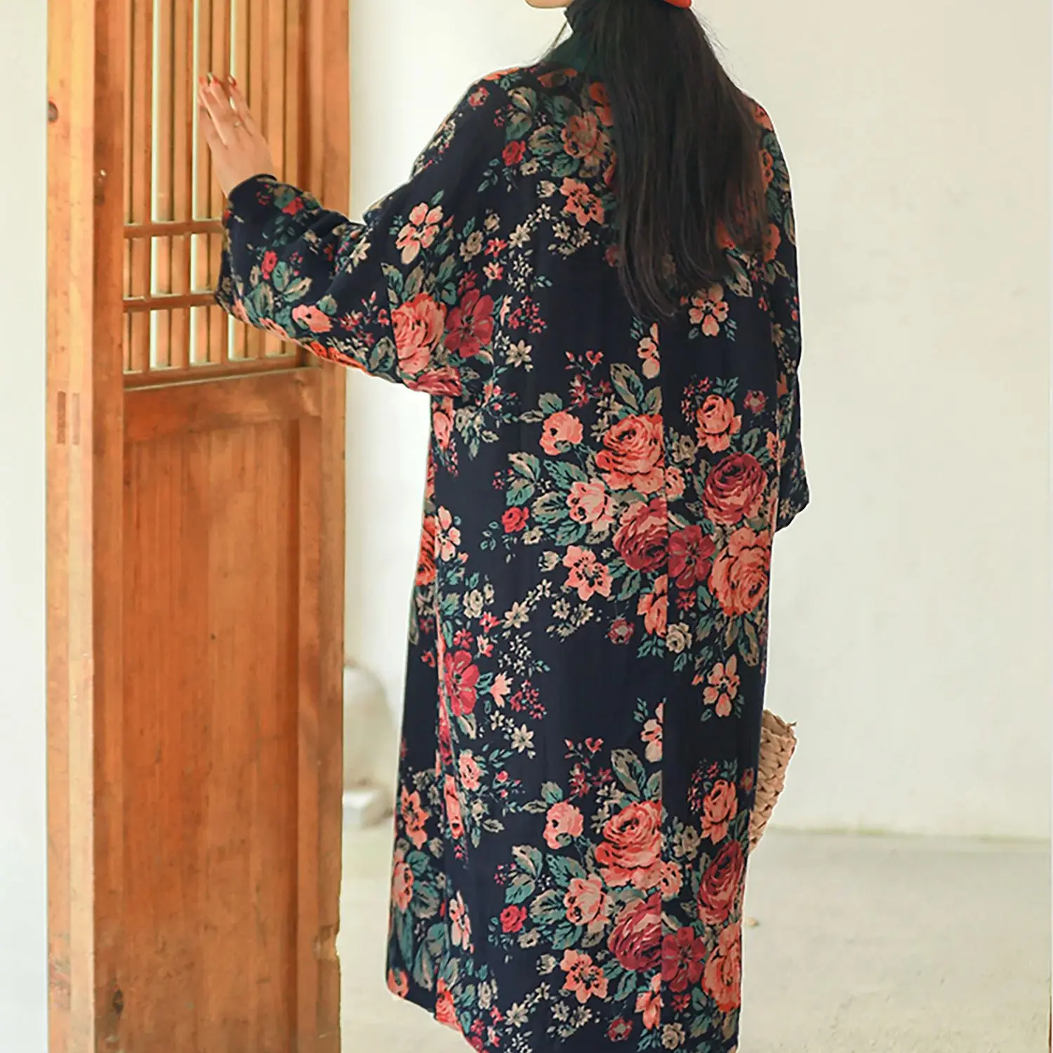 LZJN Tunica invernale taglie forti con spalle scoperte e scollo a V: lunghezza lunga, calda e stile etnico con ampio tessuto floreale.