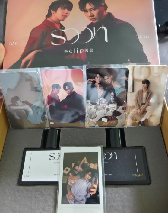 

Тайская звезда Bounprem SOON Eclipse Day&Night BOX set (PhotBook Poster Prefume Photocard) В наличии