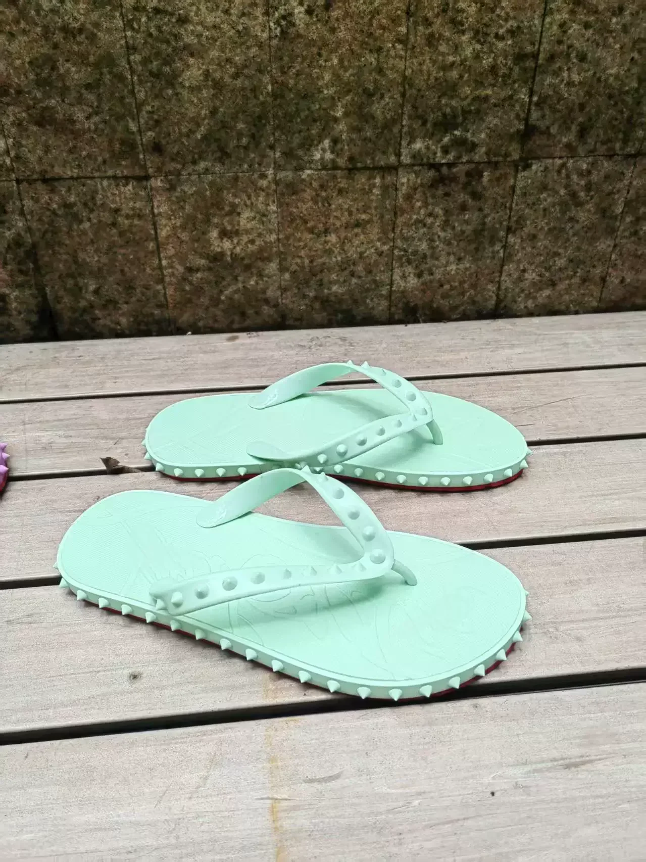 New men's and women's identical stylish wedge sandals for casual wear, personalized and anti-slip, beach shoes view 6