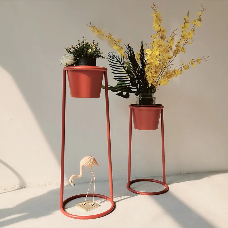 Retro Red Metal Flower Stand for Indoor Plants Minimalist Living Room Display Shelf Movable Floor Green Plant Holder for Balcony