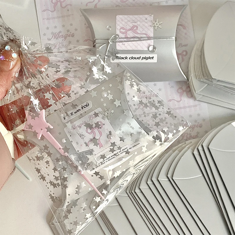 50 قطعة صندوق مجوهرات ورقي فضي اللون حقيبة أعمى فارغة التعبئة والتغليف القرط القلائد خواتم DIY بها بنفسك عيد الميلاد الهالوين التفاف بالجملة