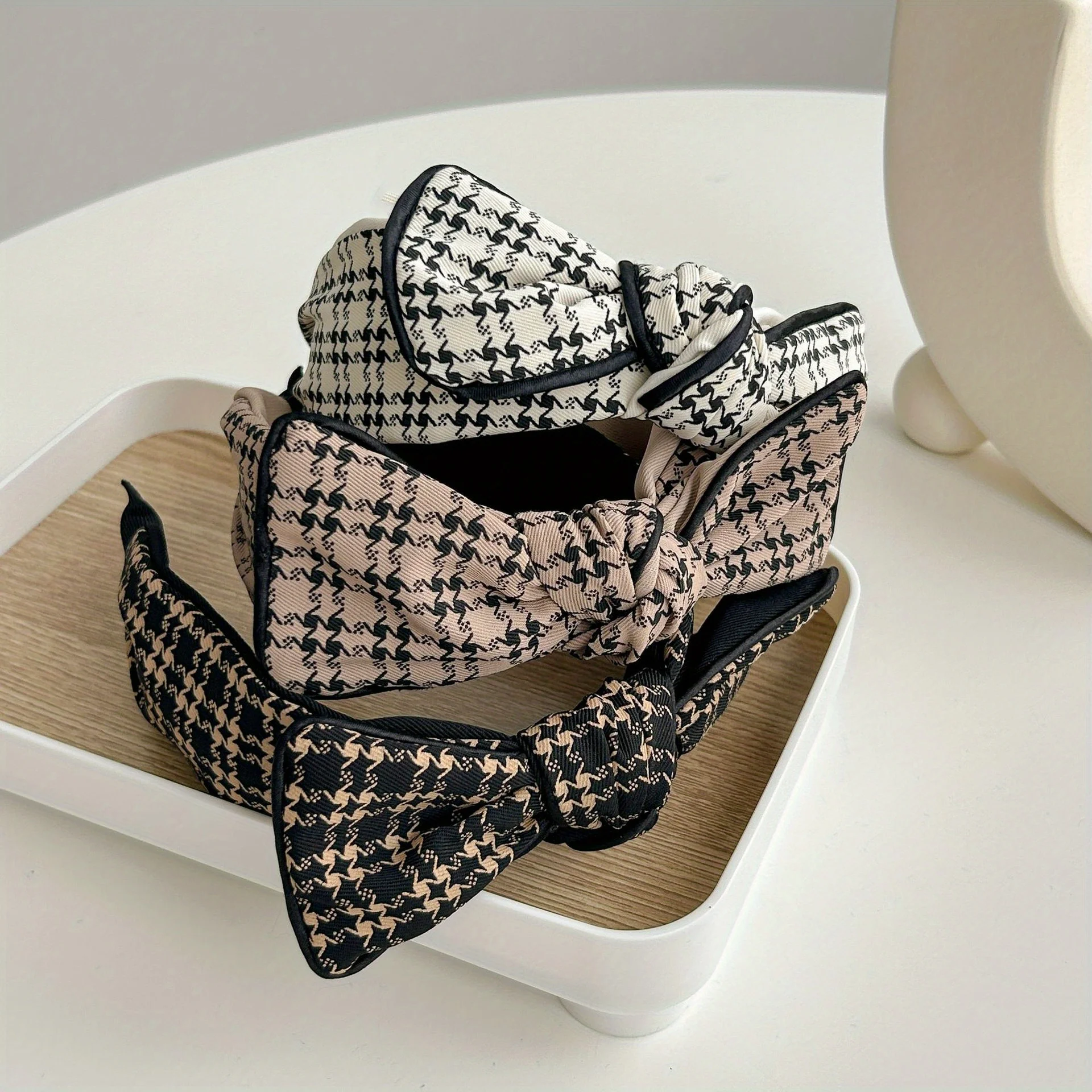 

Wide Pleated Headband with Bow for Women Girls, Volumizing Doodle Hairband for Face Washing & Makeup, Non-Slip Hair Accessories