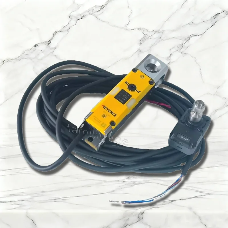 Interruptor de Seguridad KEYENCE GS-71P10 PNP con Cable de 10m, IP69K, Bloqueo Electromagnético PLe SIL3 24V DC # familitrade