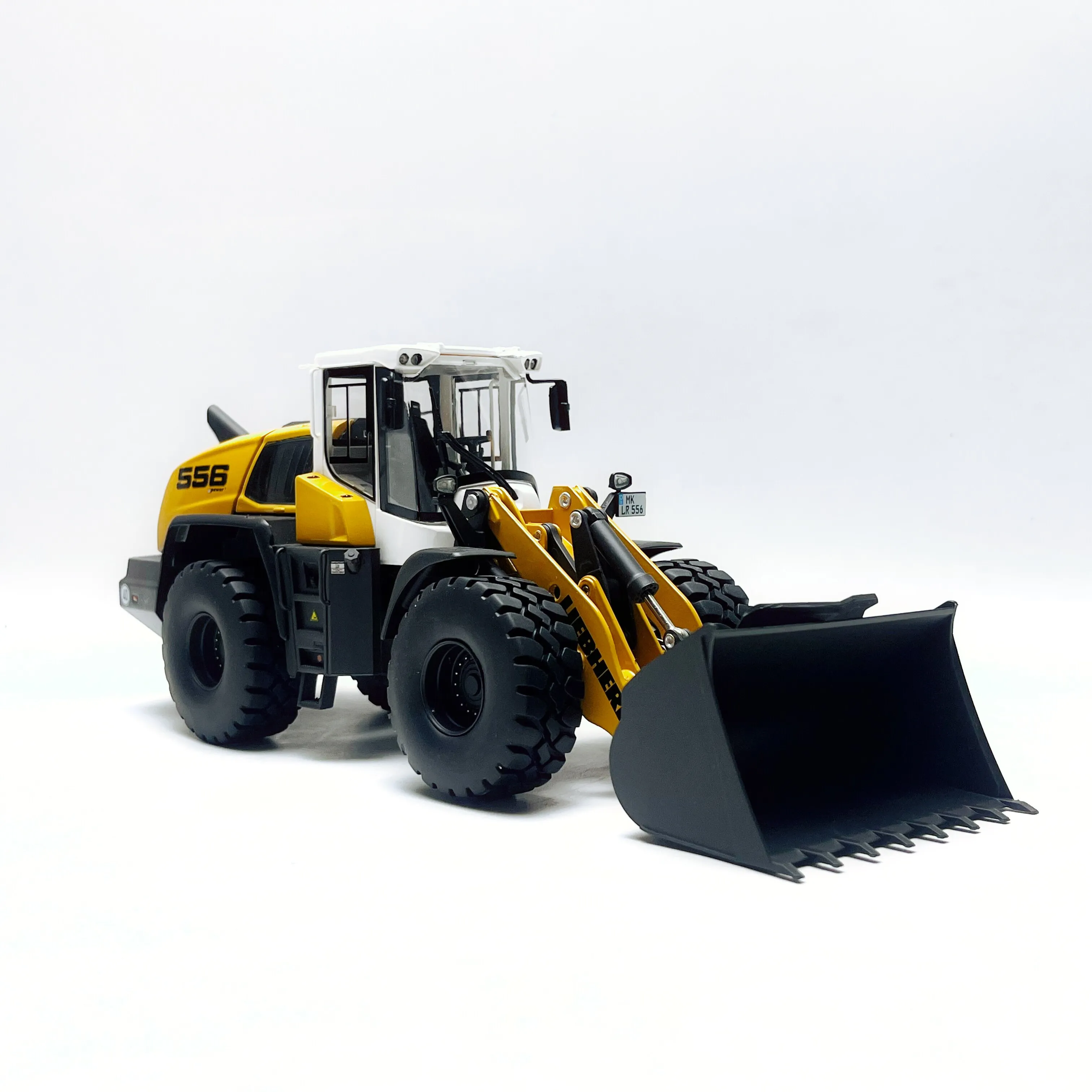 

Diecast Wiking 1/32 Scale LIEBHERR Radlader L556 Loader Alloy Car Model