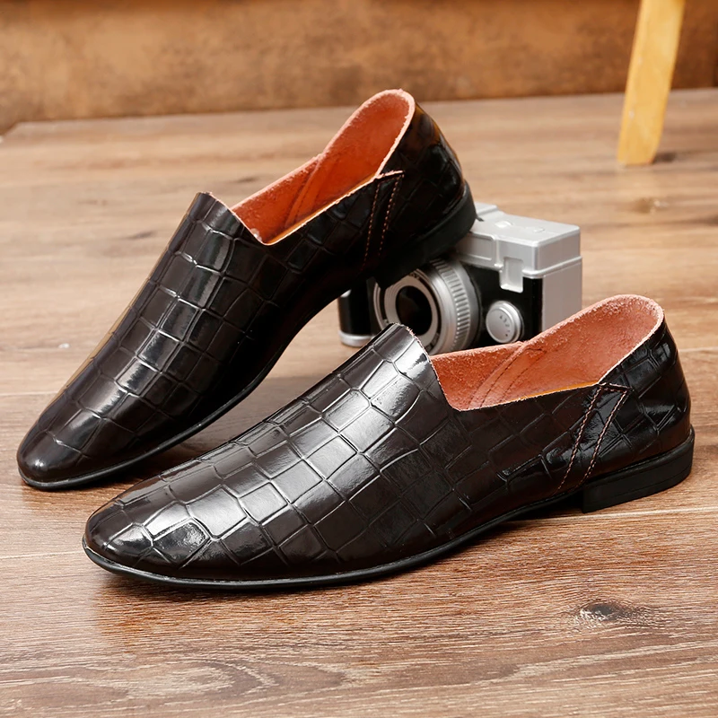 

Классические летние новые деловые повседневные мужские лоферы с зеркальным каменным узором, легкие удобные мягкие дышащие туфли для ленивых