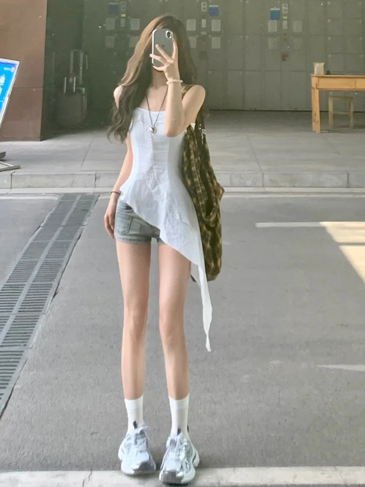 

Early Autumn Beautiful White Vest Strap Women's Summer 2025 New Korean Sle Layered Uneven Small Size Top Sweet Sle Slim Fit