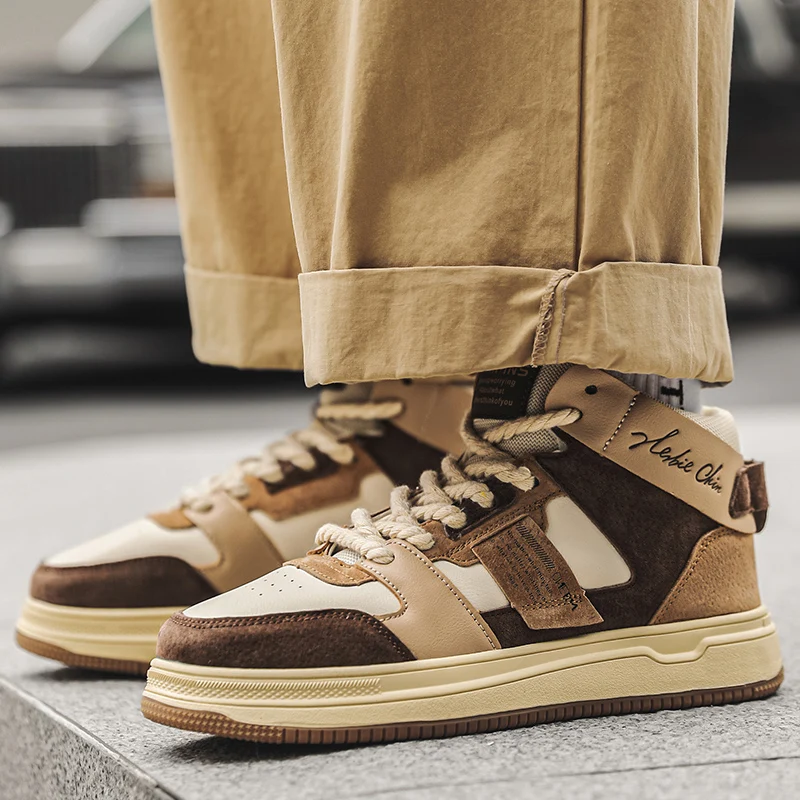 

Men's Brown Beige High Top Sneakers Vintage Casual Shoes Lace-Up Skateboard Shoes Male Streetwear Fashion 2026 New Arrival