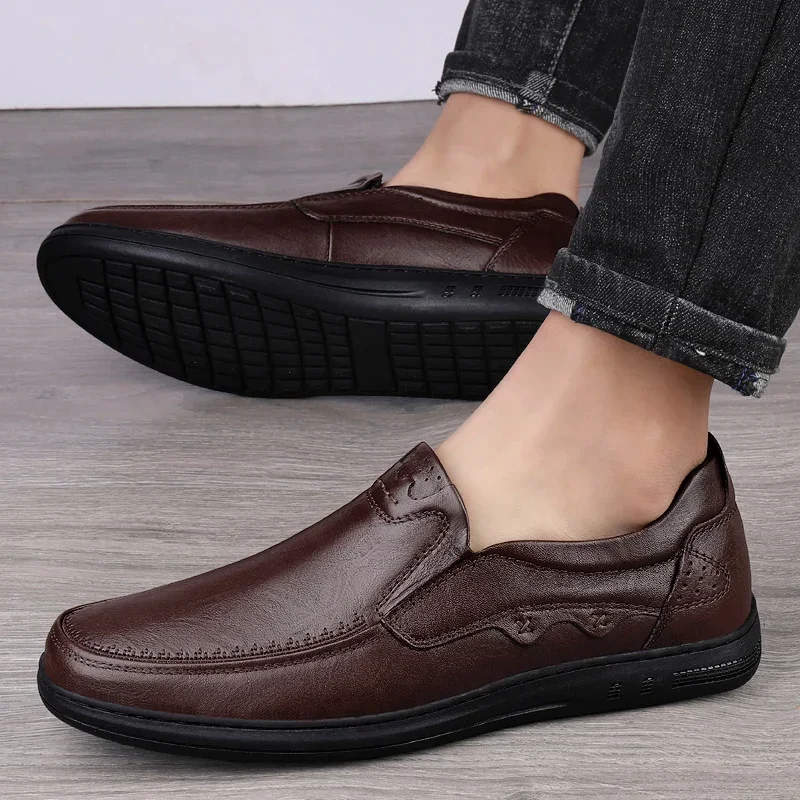 British Style Brown Business Loafers Man Shoes Leisure Walk Male Moccasins All-match Mens Genuine Leather Soft Sole Casual Shoes