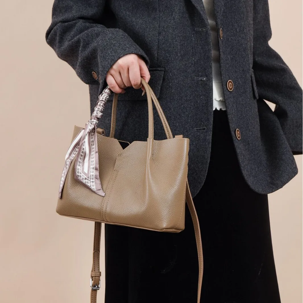 

Ladies' shoulder bag, textured soft leather handbag, bucket bag, commuting crossbody bag