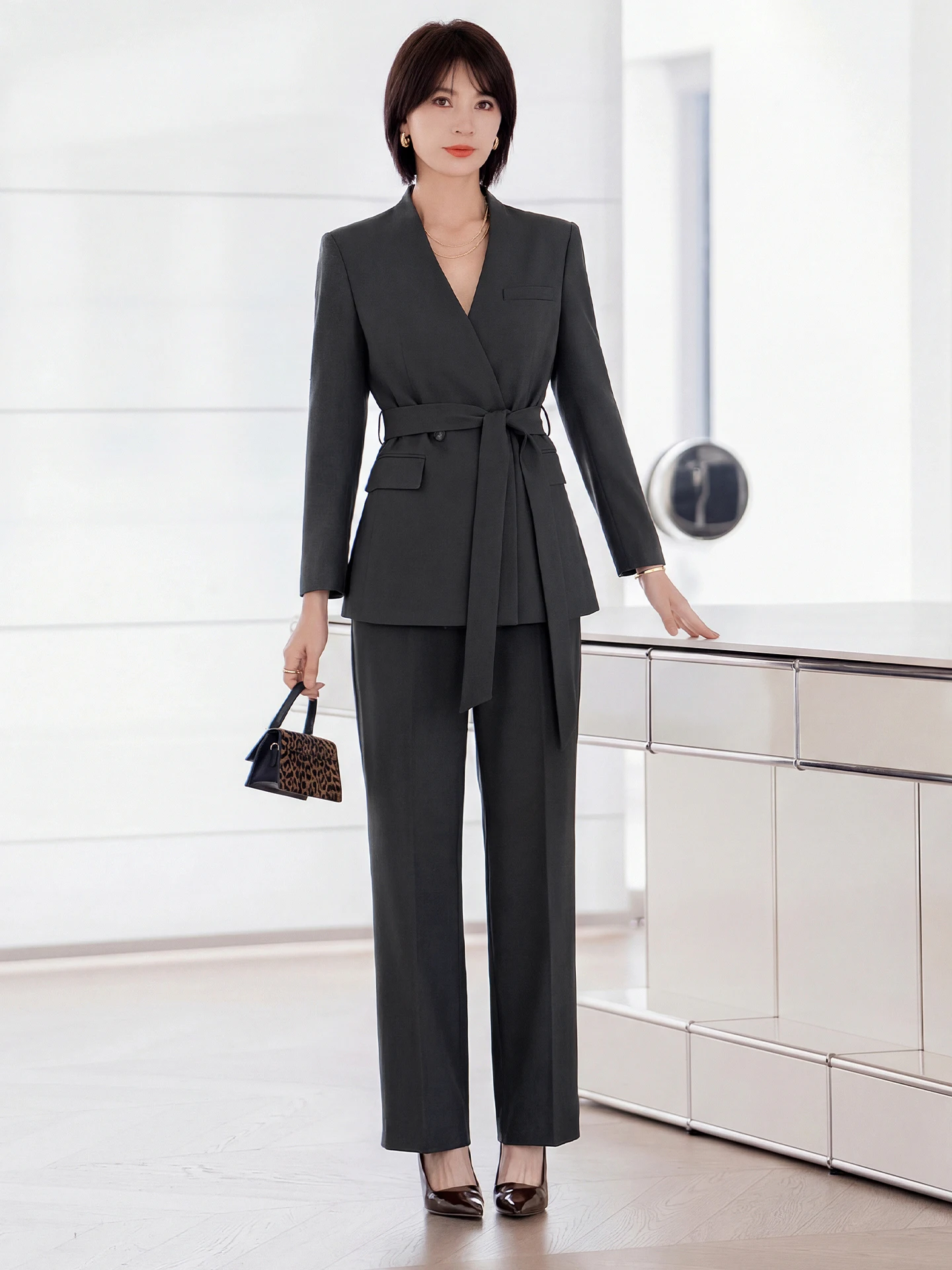 

Ele V-Ne Suit Set Women's Commuter Faion Busin Casual Two-Piece Set Spring 2026 High Waist Long Pants