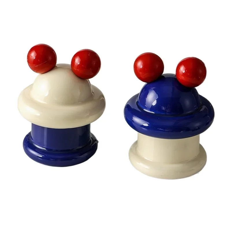 

High-end household dental floss box toothpick box creative mushroom house cartoon toothpick holder cotton swab box ornament