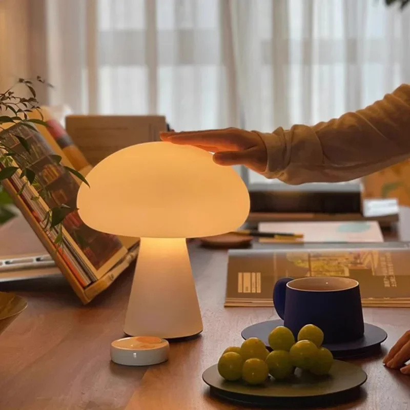 

Classic Mushroom Table Modern Bauhaus Art Table Bedroom Bedside Danish Designer Orange Decorative Table Lamp