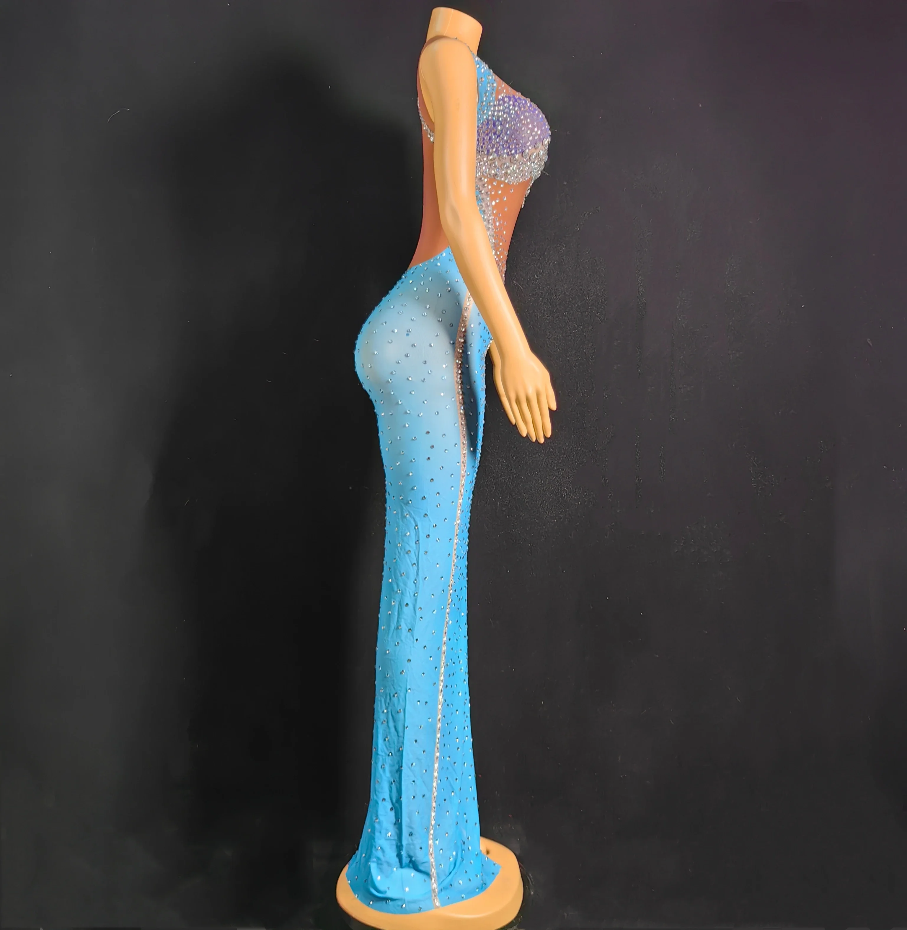 Sukienka na wieczór, obcisła, na studniówkę, materiał na ukończenie szkoły 2025, damska, prześwitująca, urodzinowa, królowa, bez rękawów, z dżetami, na bal, ślub, na scenę, długa.