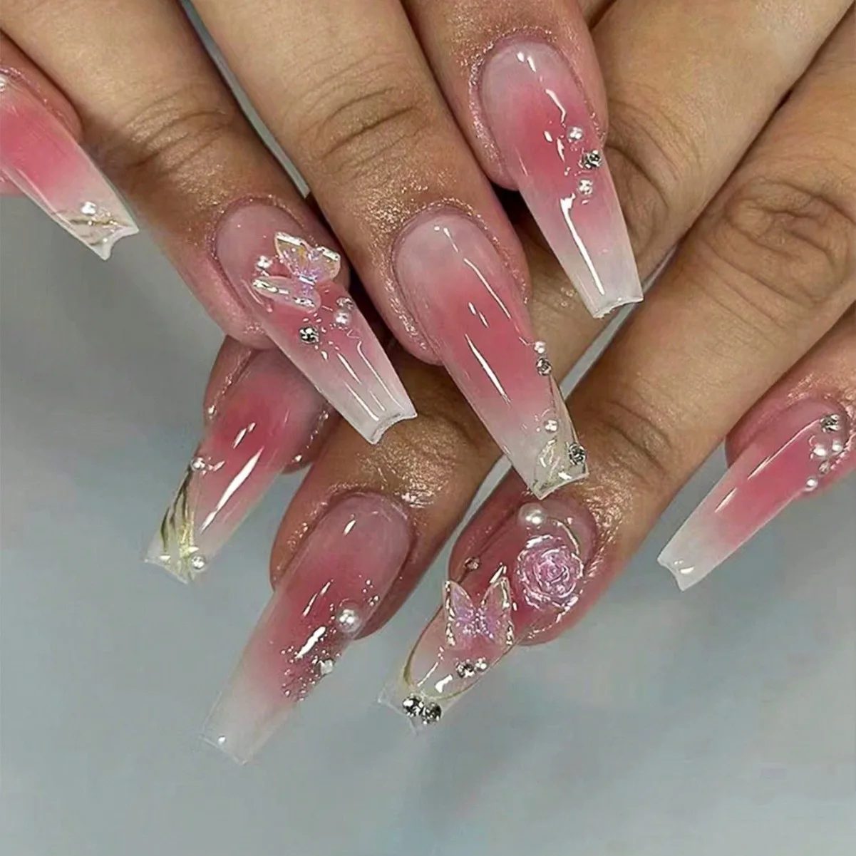 24 قطعة بريق الماس رسومات أظافر وهمية ليوبارد طباعة نصائح الفرنسية طويلة مربع أظافر صناعية مجموعات بسيطة قابلة لإعادة الاستخدام نعش اضغط على الأظافر