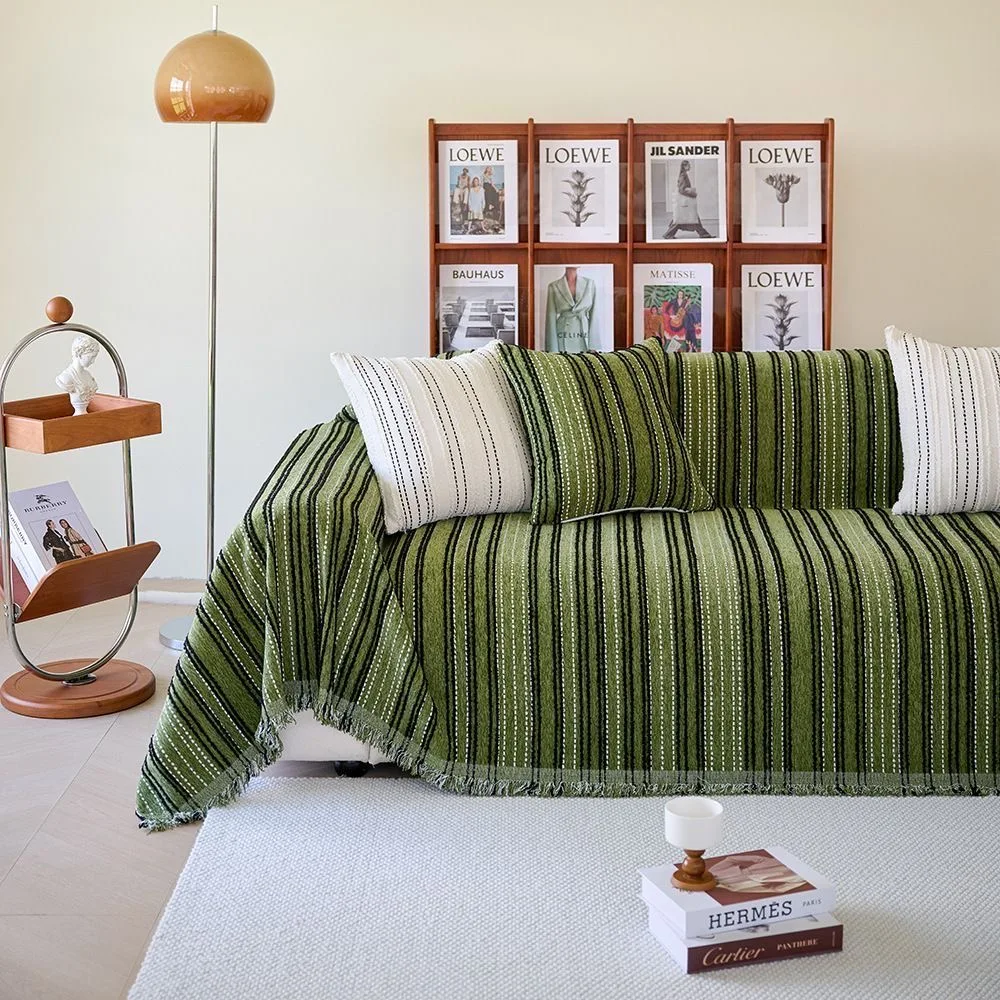 

Thiened One-Piece Sofa Cover Towel Human Word Pattern Anti- Scratch All-Season Universal Luxury Sofa Towel