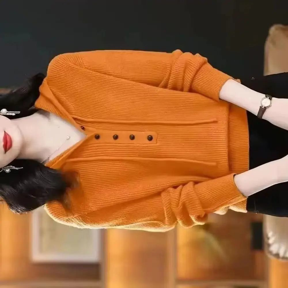 

Autumn Winter Short Pullover Sweater Women's High-Quality Long Sleeve Hooded Sweater Female Jumper Loose Knitted Sweater Ladies