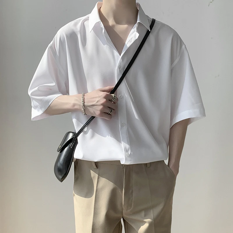 

2024 Men Summer New Short Sleeve Lapel Shirts Men's Solid Color Thin Shirts Male Korean Oversize Loose Casual Blouses D426