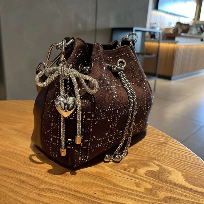 

Осень/зима/новые товары: сумка на одно плечо, модная упаковка-ведро, высококачественные женские сумки через плечо с цепочкой