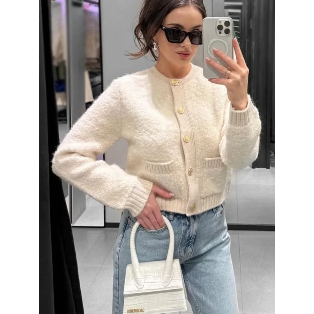 2024 Wiosna i jesień Nowy elegancki sweter z dzianiny Mujer O Neck Long Sleeve Cardiagn Metal Buttons Female Casual Crop Top