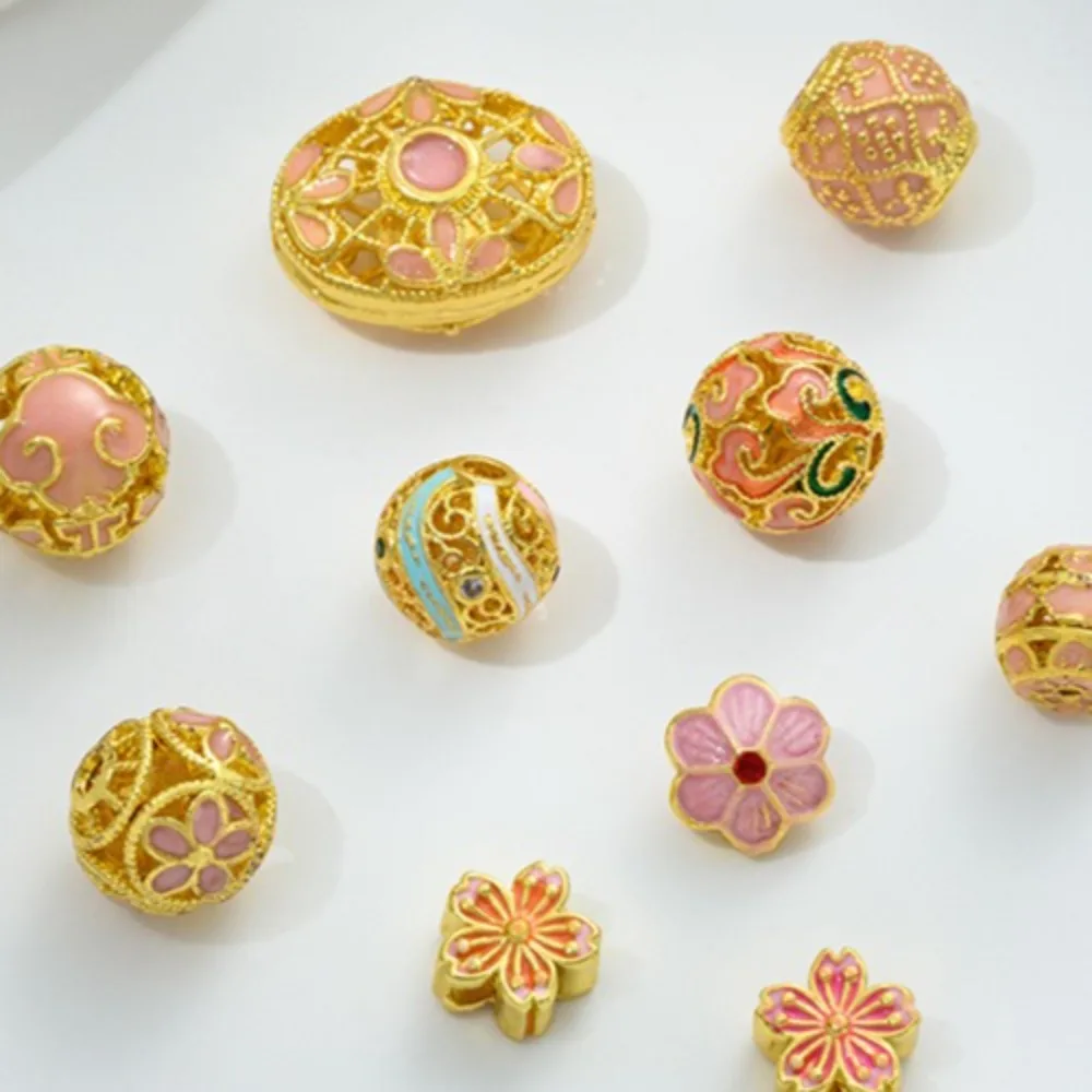 Pendientes chapados en oro con forma de gota de aceite rosa, cuentas de flor de cerezo rosa, bola redonda separada, tubo recto, pulsera DIY, combinación de joyería