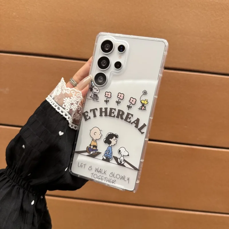 Funda de teléfono de TPU transparente suave con soporte de Snoopy de dibujos animados para Samsung S22 S23 S24 S25 Ultra S30 Plus Note10 20