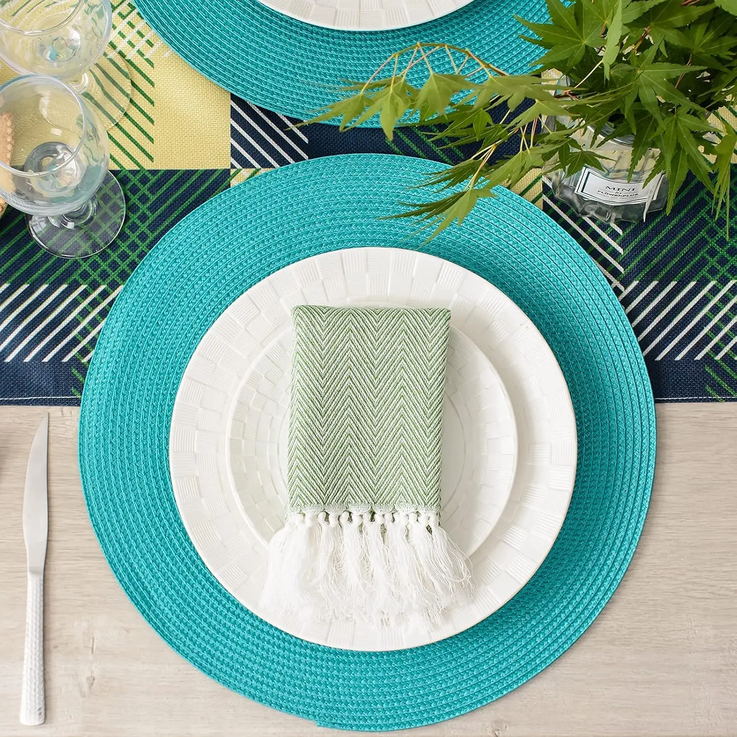 1/4/6/10PCS Gift Place Mats Lake Blue Heat-Resistant and Non-Slip Round Woven Placemats for Dining Table for Outdoor Picnic