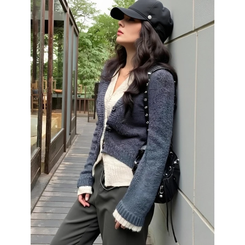 

Элегантный свитер на пуговицах, модный ложный вязаный топ из двух частей с длинными рукавами, корейский стиль, осенний кардиган с v-образным вырезом, повседневный трикотаж