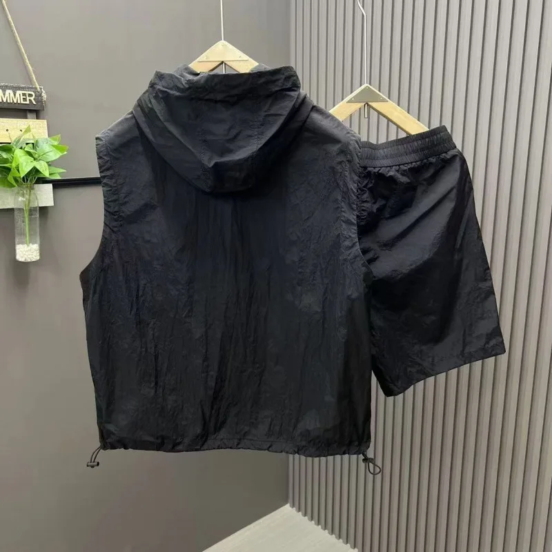 2026 Summer New Men's Casual Hooded Sleeveless 2 Piece Set Lightweight Ice Silk Loose Knee Length Shorts Korean Style view 4