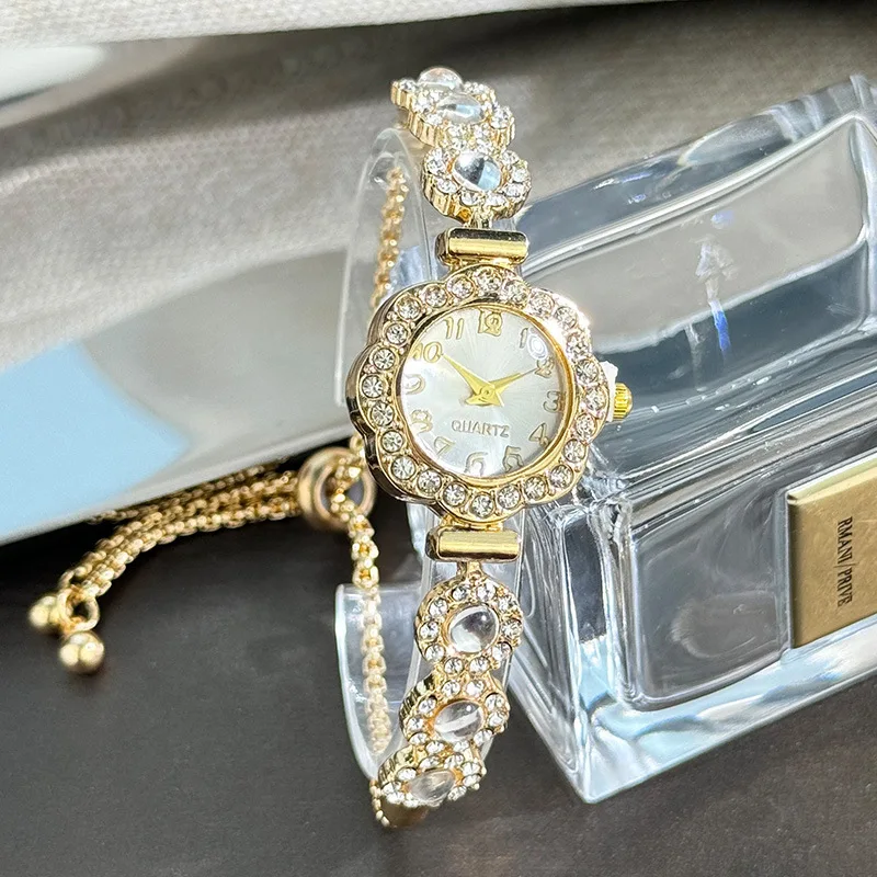 Elegant Rhinestone …