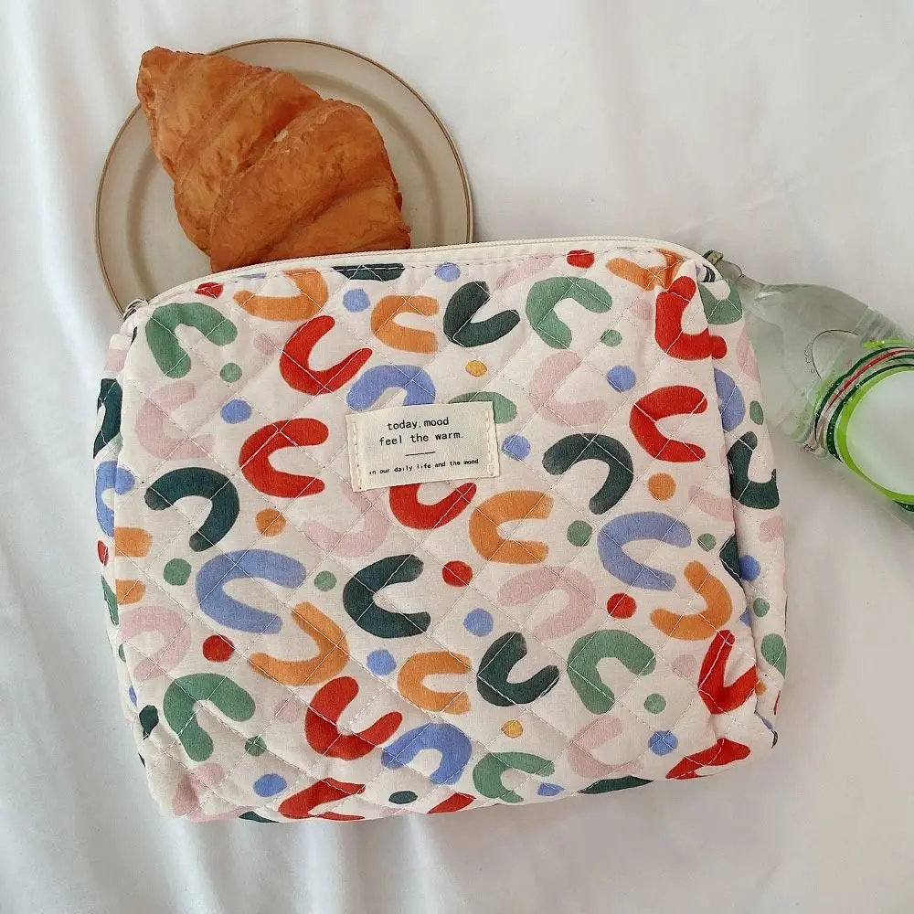 Portable Beauty Case Storage Organizer Female Handbags Cosmetic Pouch Toilet Bag Makeup Bag