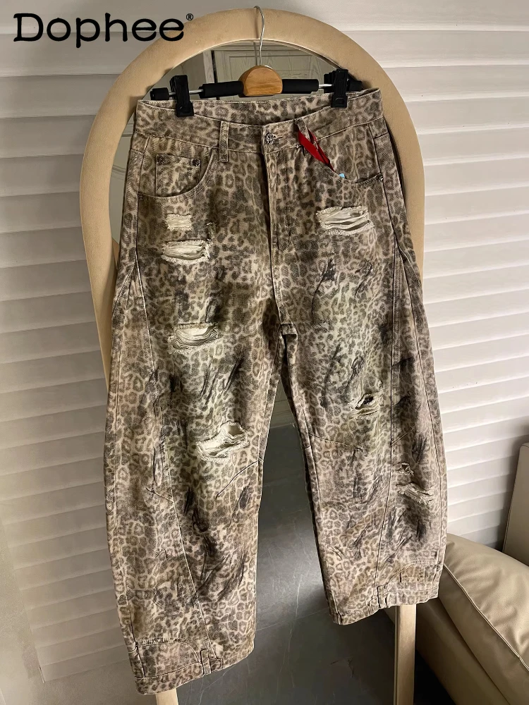

Fashion Leopard Print Curved Jeans Men Women 2026 Four Seasons Wear Trendy Denim Trousers Loose Straight Hole Long Denim Pants