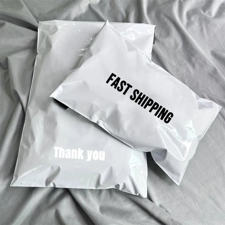 Weiße Kuriertaschen unterstützen individuelle Logos und eignen sich für Kleidung, Feiertagspartys und Geschenkverpackungen. – Detail 8