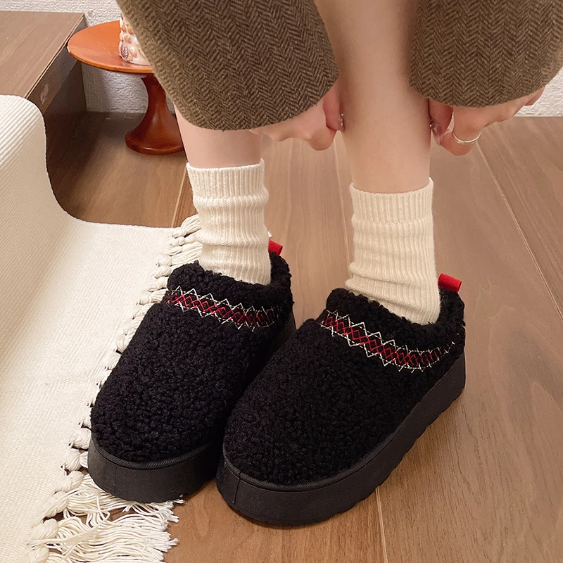 2024 Autumn and Winter Muffin Thick-soled Cotton Shoes Lamb Wool Toe-cap Slippers for Women Retro Casual Snow Boots