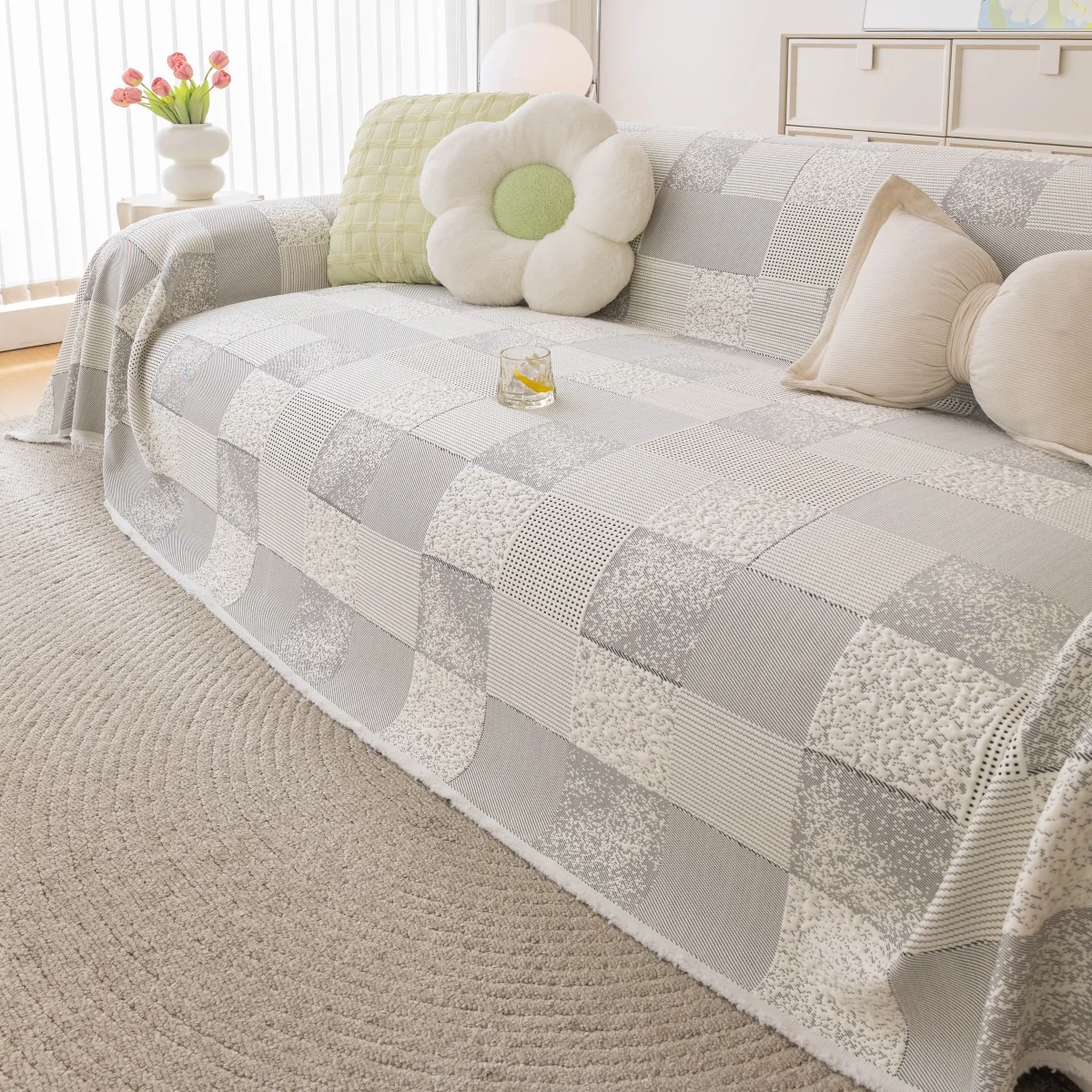 Summer Ice Silk Fabric Durable Checks Pattern Sofa Cover Breathable Cool Sofa Towel for Hot Weather Couch Decor Blanket